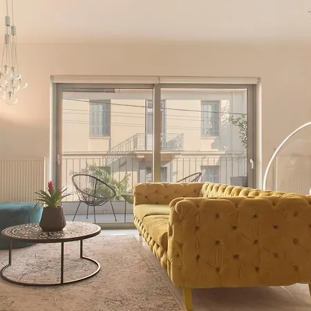 Living Stone Bronze Apartment Athens